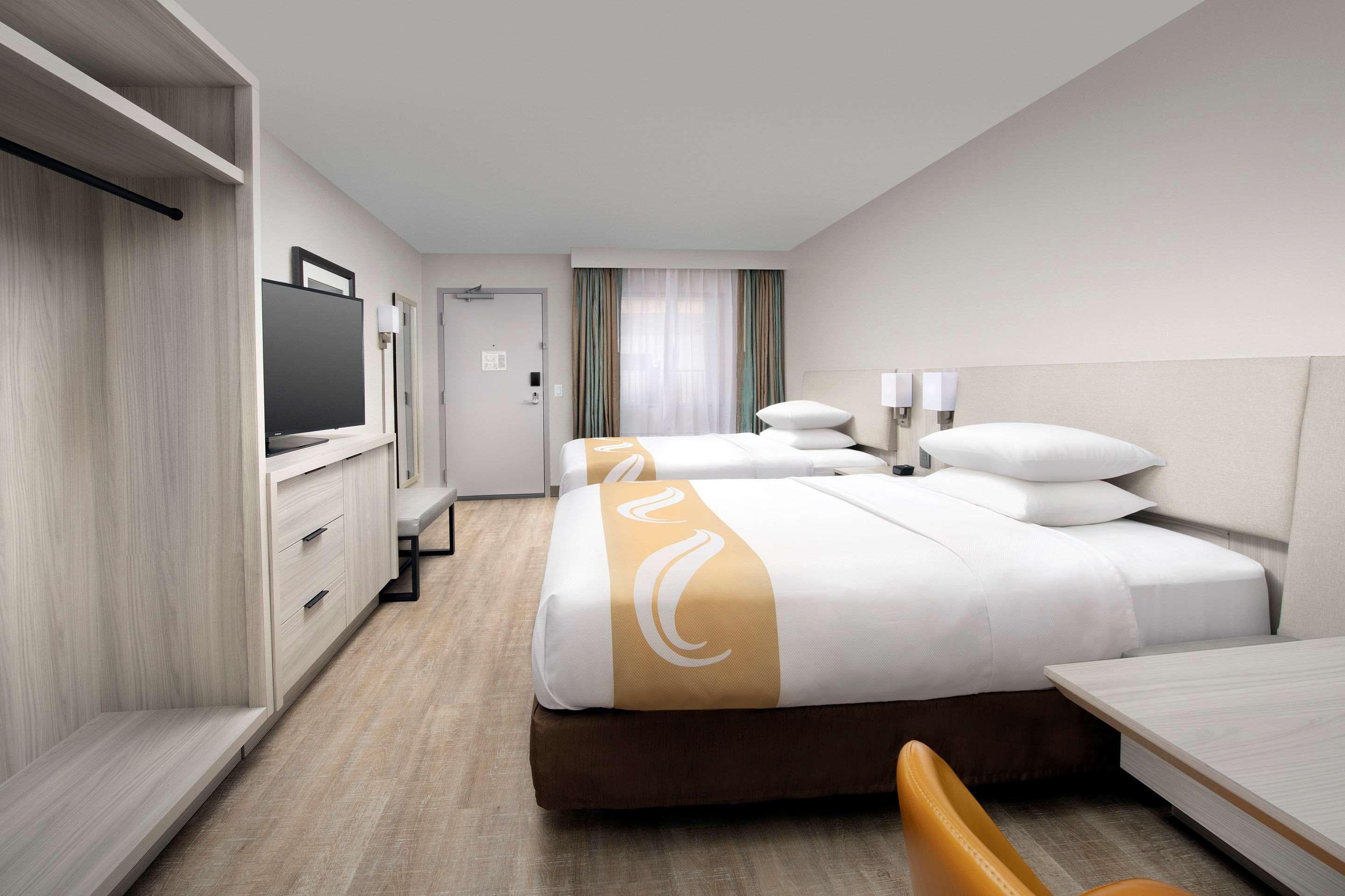 Quality Inn Atlantic Beach-Mayo Clinic Jax Area Buitenkant foto
