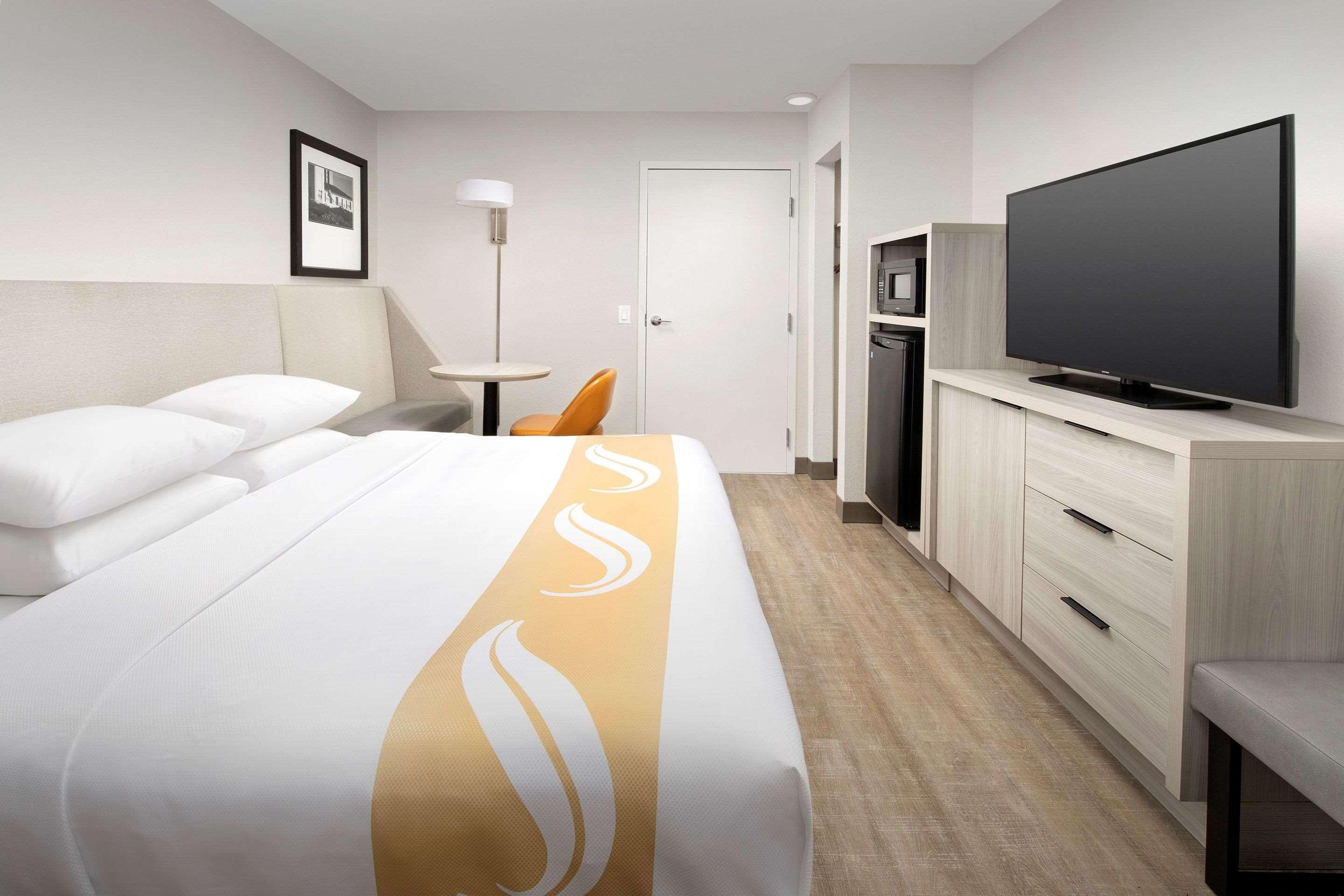 Quality Inn Atlantic Beach-Mayo Clinic Jax Area Buitenkant foto