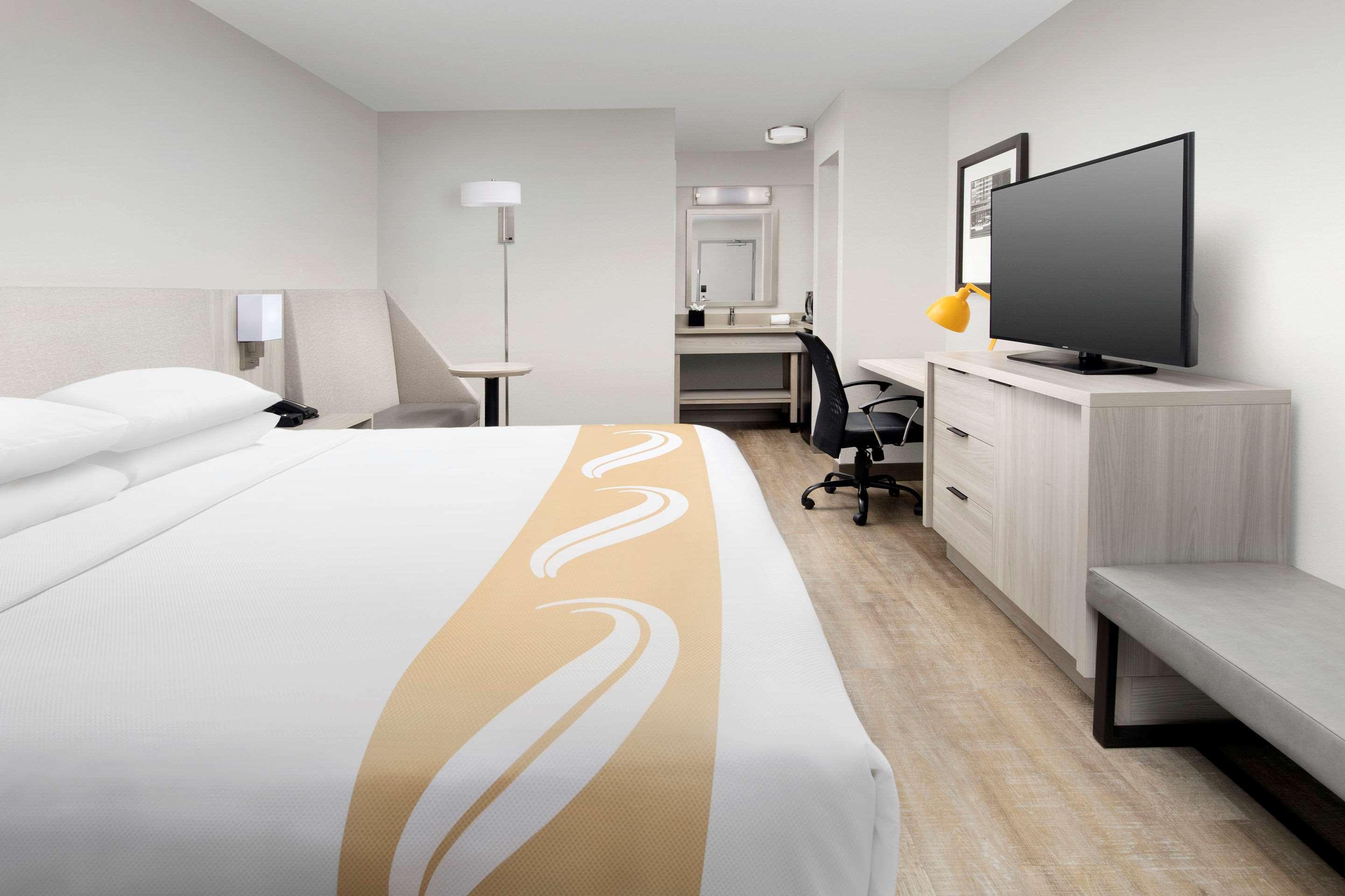 Quality Inn Atlantic Beach-Mayo Clinic Jax Area Buitenkant foto