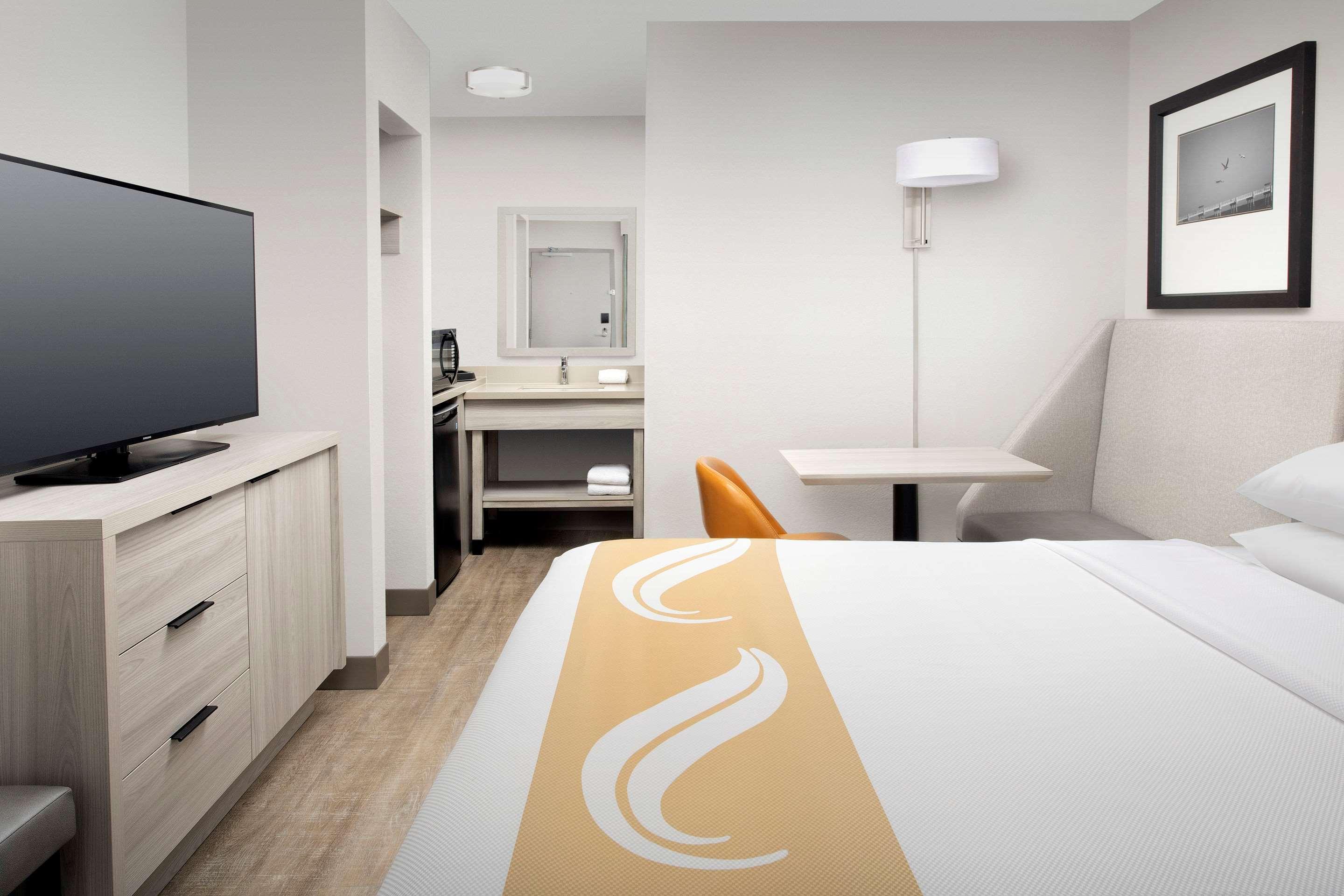 Quality Inn Atlantic Beach-Mayo Clinic Jax Area Buitenkant foto