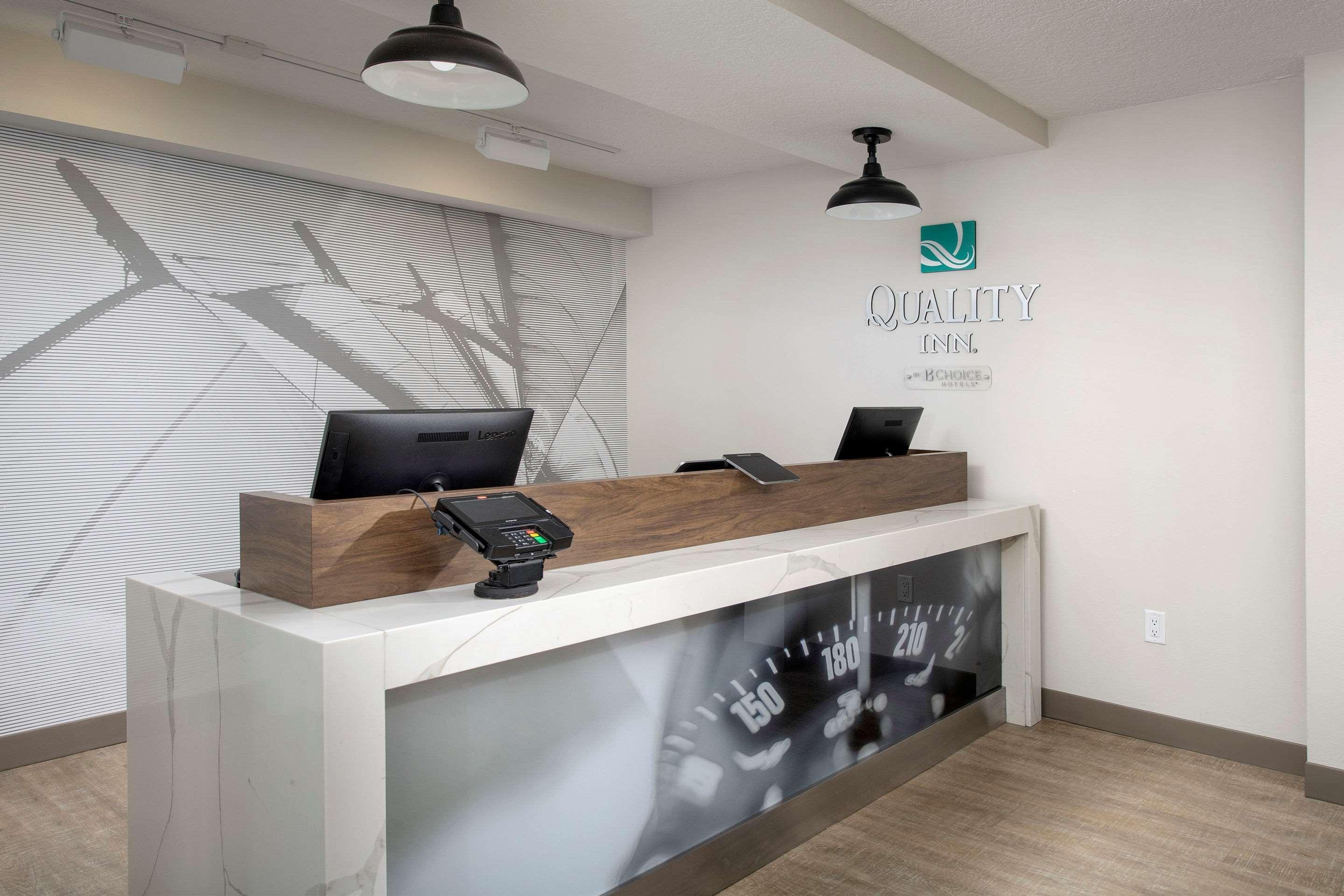 Quality Inn Atlantic Beach-Mayo Clinic Jax Area Buitenkant foto