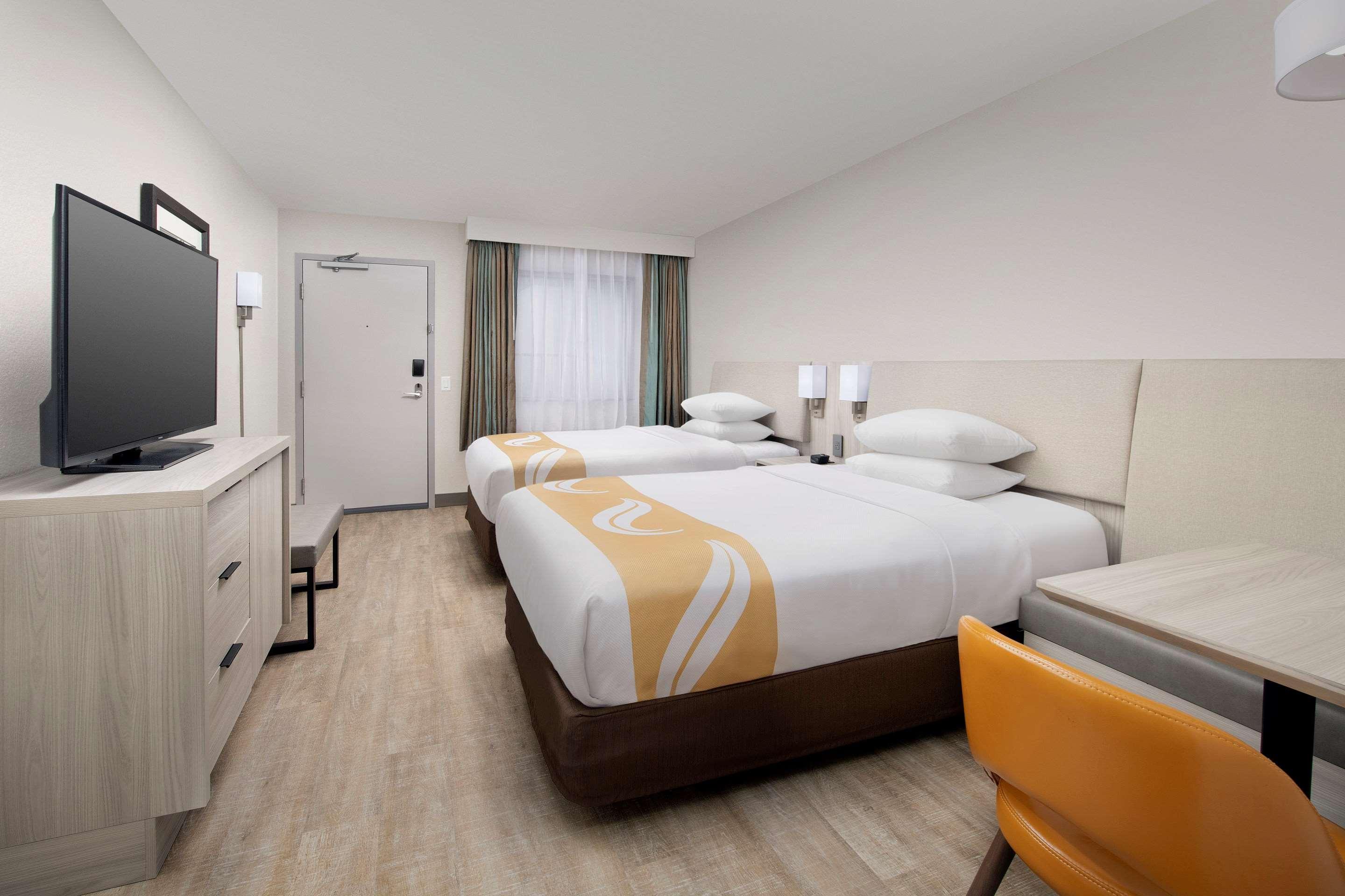 Quality Inn Atlantic Beach-Mayo Clinic Jax Area Buitenkant foto