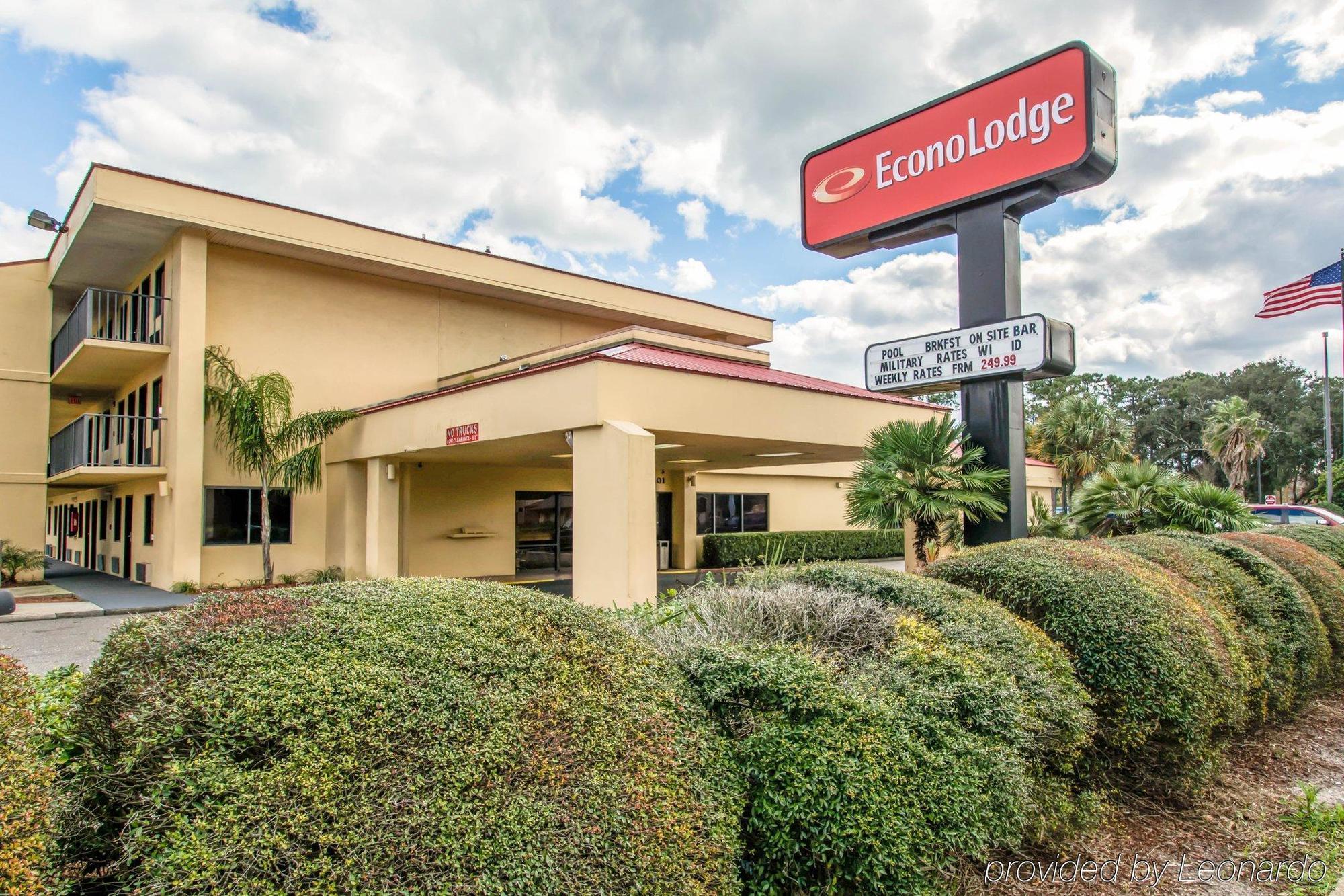 Quality Inn Atlantic Beach-Mayo Clinic Jax Area Buitenkant foto