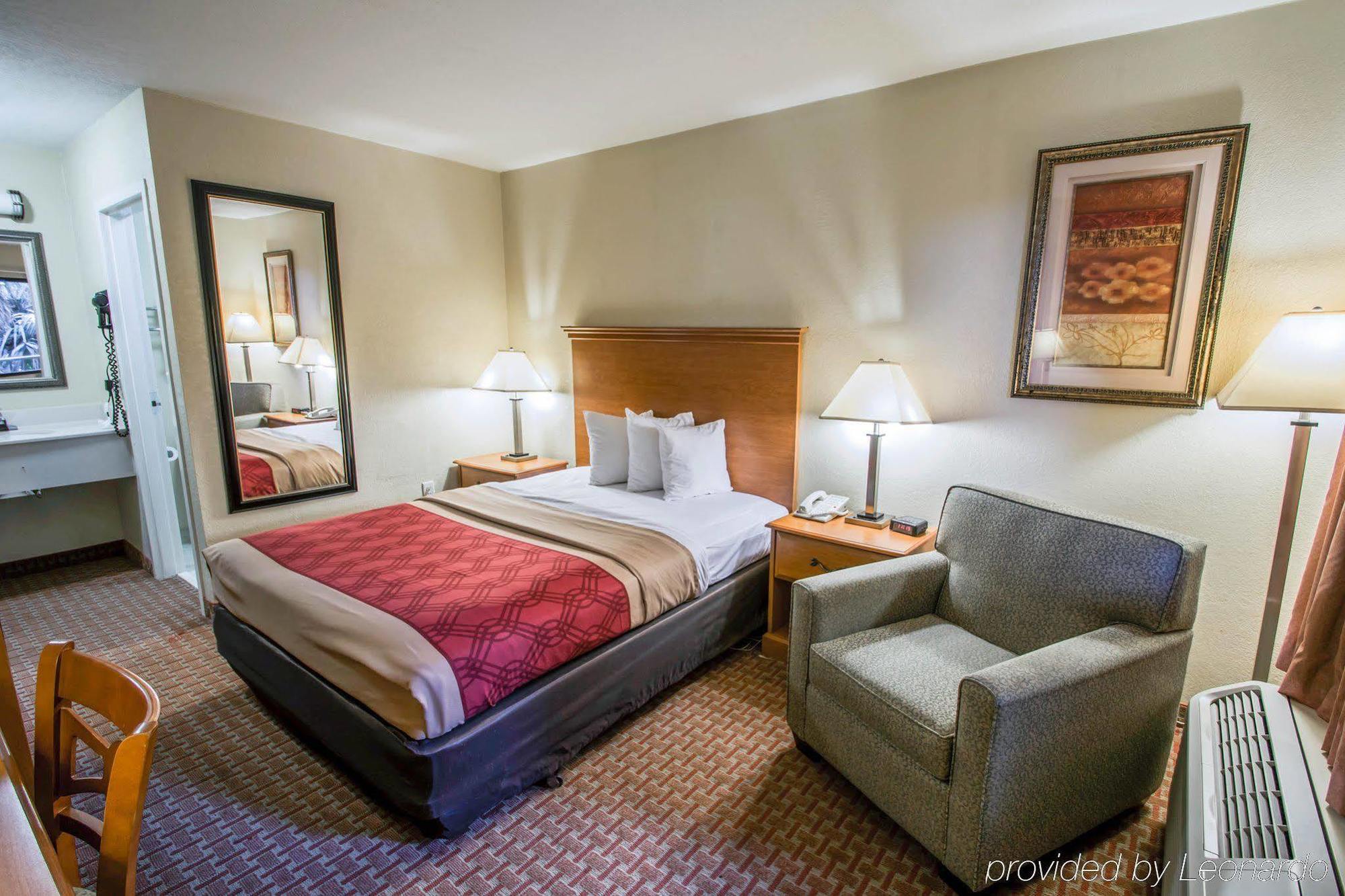 Quality Inn Atlantic Beach-Mayo Clinic Jax Area Buitenkant foto